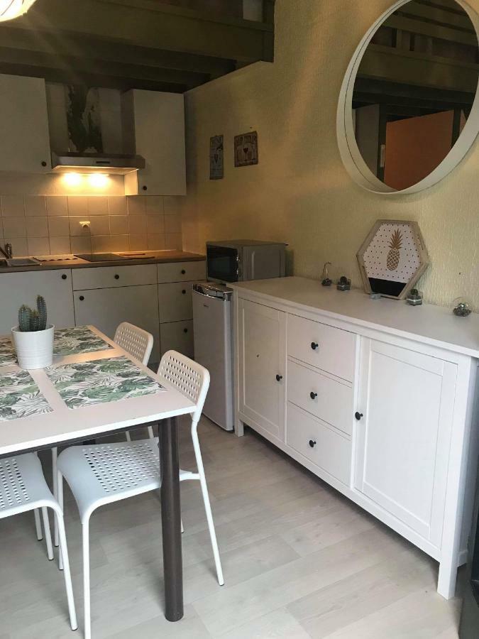 Villa Loft Renove Au Calme A La Campagne Pour Famille Hastiere-par-dela Exterior foto
